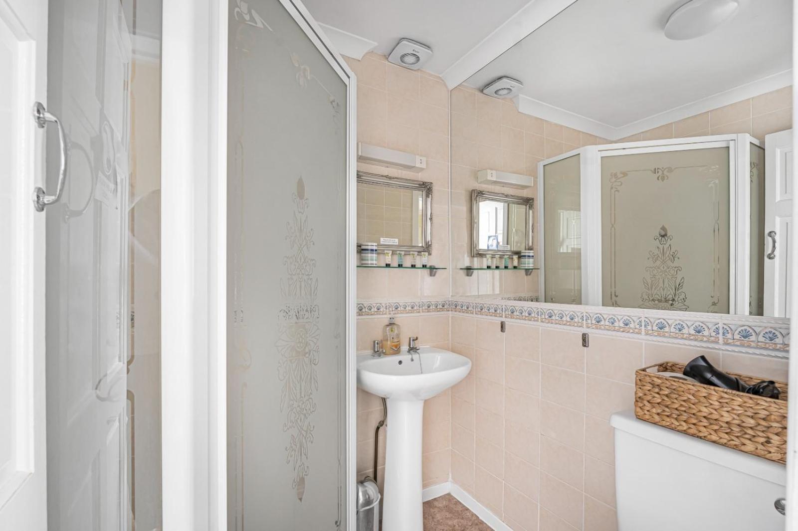 Summerlands Guest House توركواي المظهر الخارجي الصورة